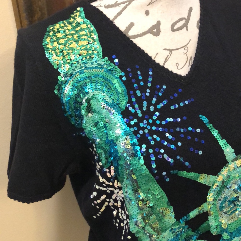 🗽Michael Simon Lady Liberty Fireworks sequins knit short sleeve v-neck sweater - Picture 3 of 10